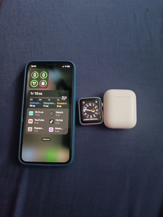 Продам айфон 11 про