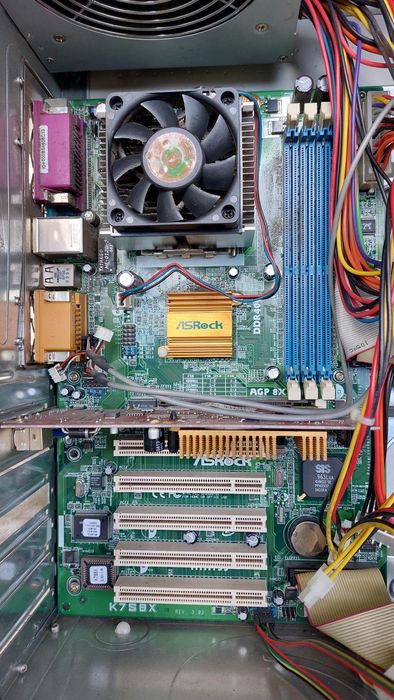 #Komputer PC - Retro