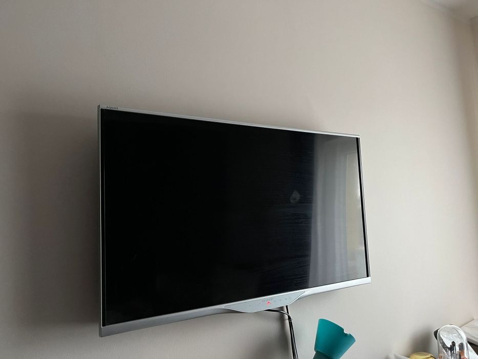 Telewizor marki Sharp