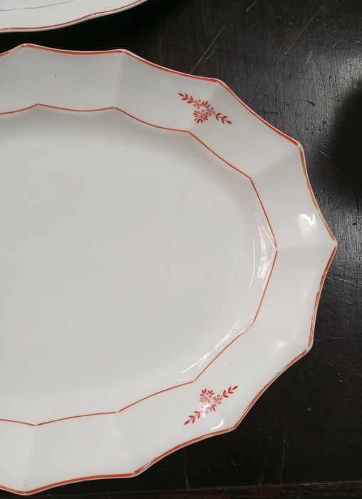 Serviço de jantar 12 pessoas porcelana S.P. Coimbra