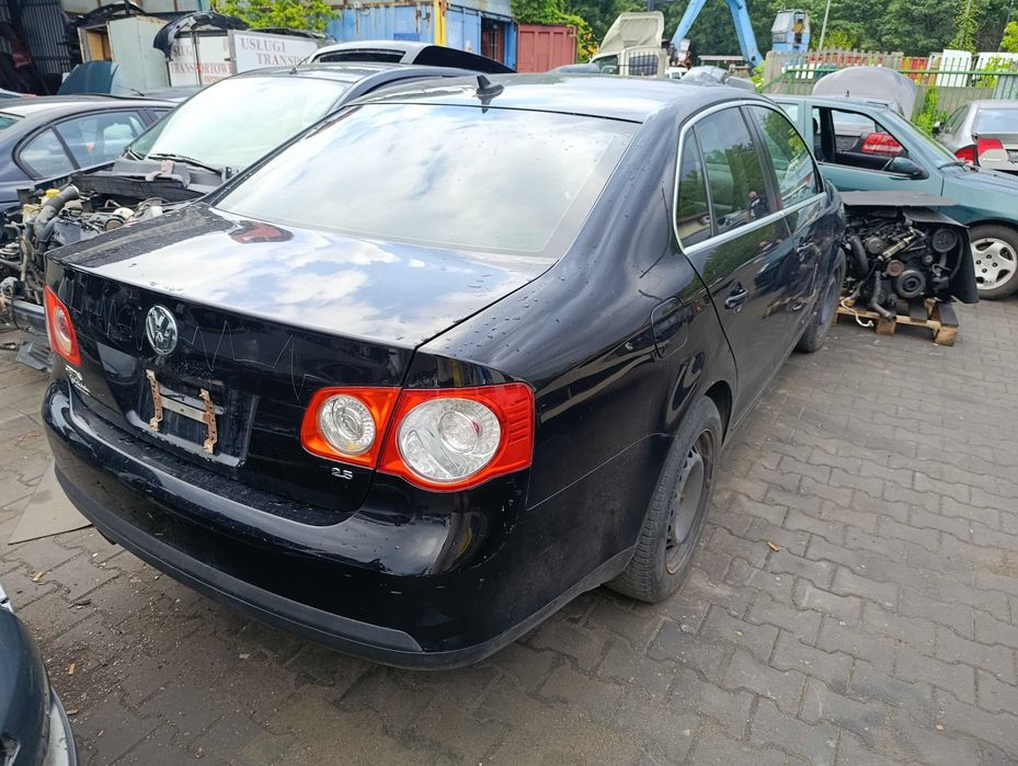 Volkswagen jetta na części