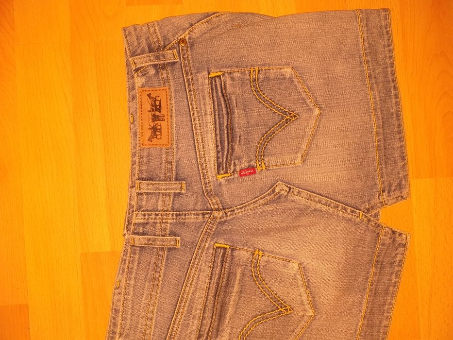 Spódniczka mini Levis roz M