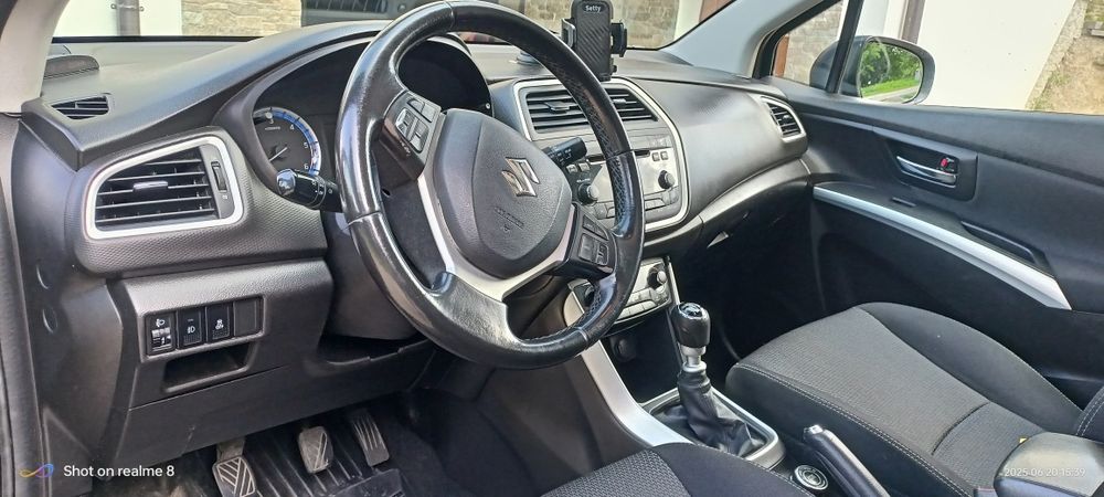 Suzuki SX4 scross