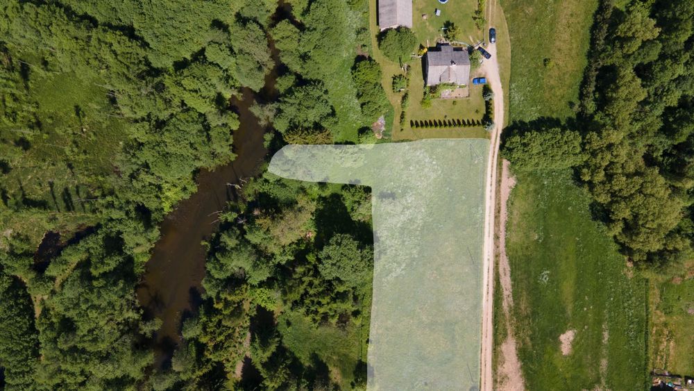Działka inwestycyjno-budowlana 5129 m² z linią brzegową Rospudy i wydanymi WZ – Bakałarzewo (możliwość podziału na 3 oddzielne) - Widok 5