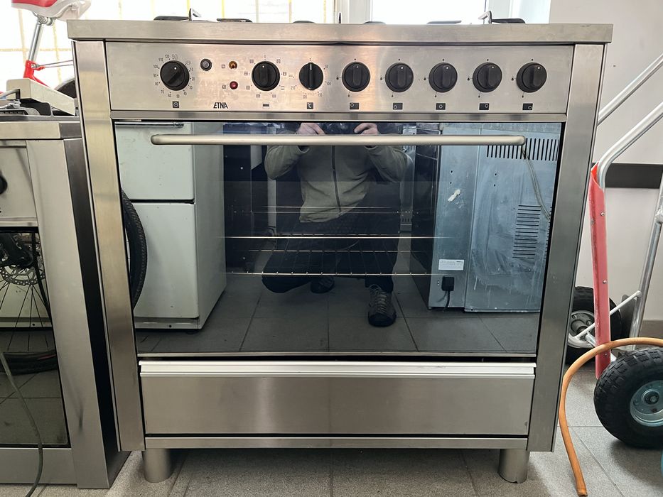 Професійна газова плита