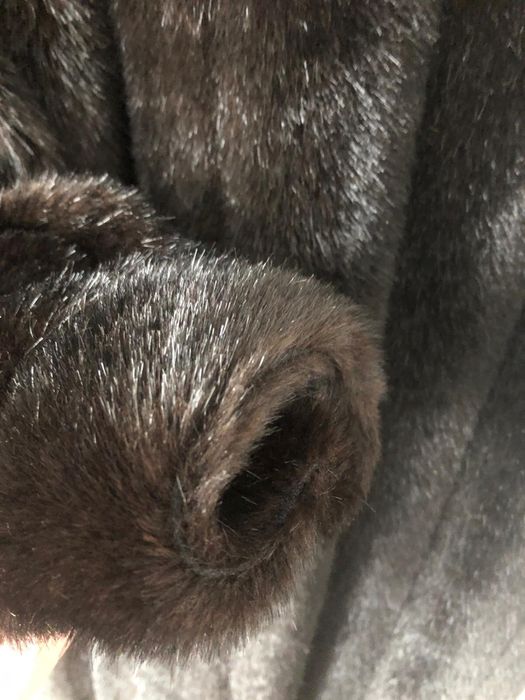 Futro futerko używane sztuczne do kostek długie ciepłe rozmiar XL 42