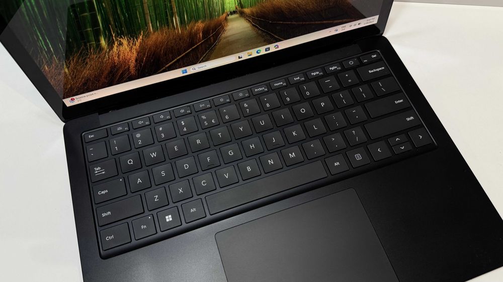 Laptop Dotykowy Microsoft Surface 5 Model 1951 8GB Ram i5-1235U 512GB