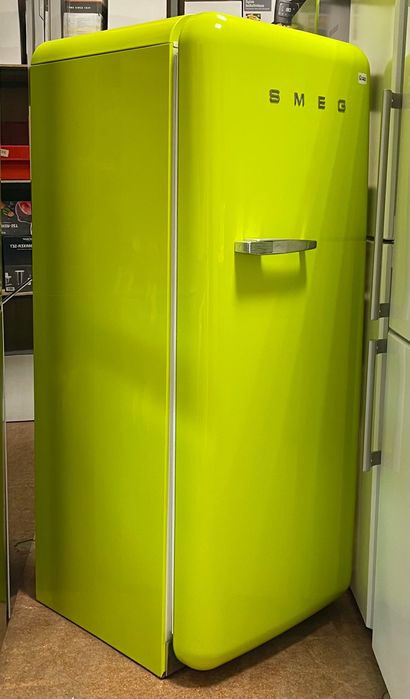 Холодильник SMEG FAB28VE6,