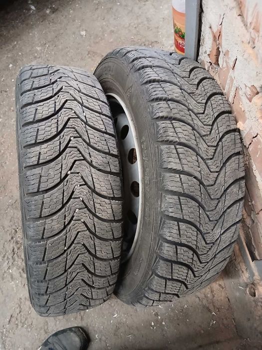 Зимняя резина  на 14.