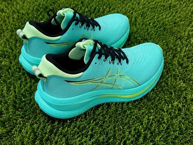 ASICS Gel Nimbus 28, 44 кросівки для бігу, тренування