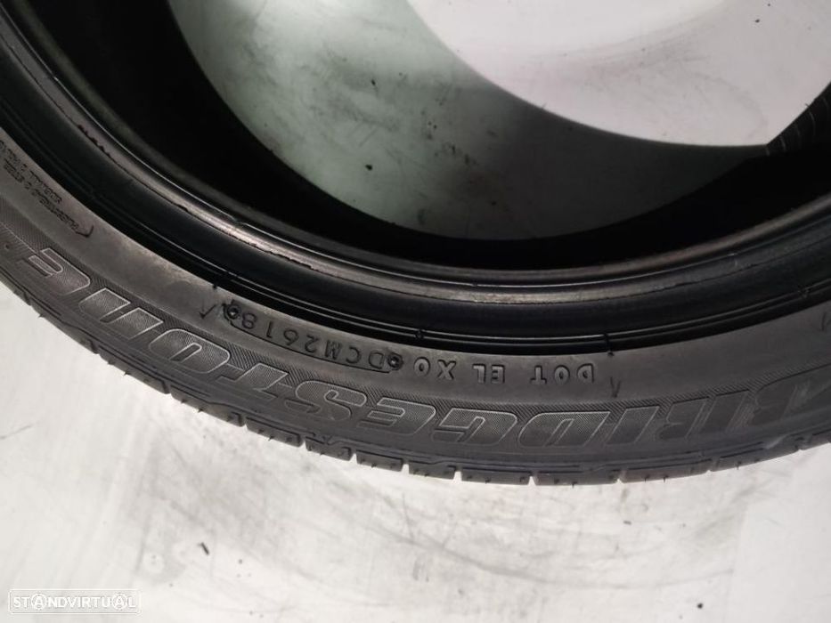 2 pneus semi novos 215-45r18 bridgestone - oferta dos portes