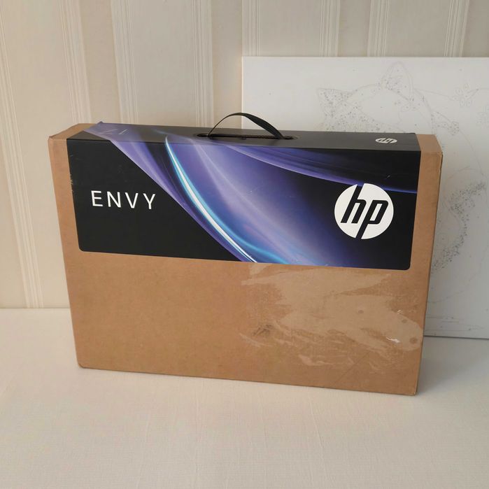Ноутбук HP Envy 17 17,3" - Ultra 7 155U - RTX 3050 - 32 GB DDR5