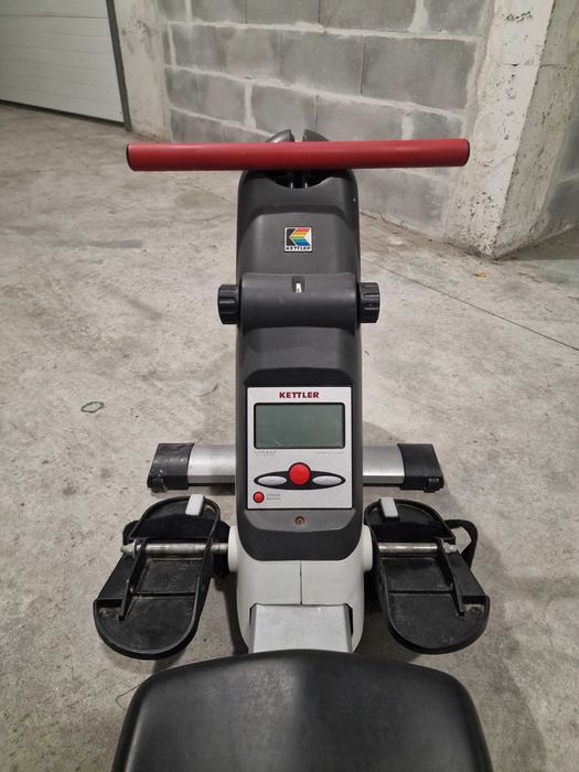 Maquina de exercicio remo