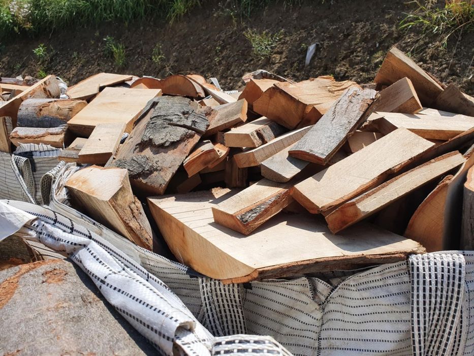 Drewno opałowe bulkominkowe  bukowe