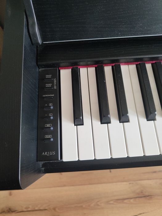 Pianino cyfrowe YAMAHA