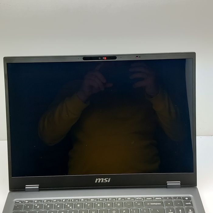 Laptop MSI PRESTIGE 16 AI EVO 16 " Evo B2VMG Idealny