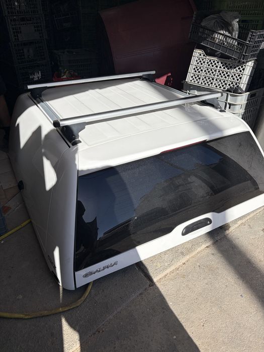 Nissan navara np300 hardtop
