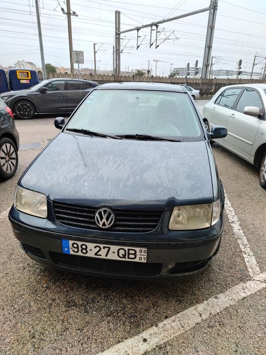 Wolkswagen polo 2000 gasolina 5 portas