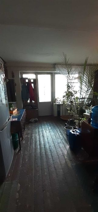 Продаж кімнати з ремонтом вул Нарбутівська