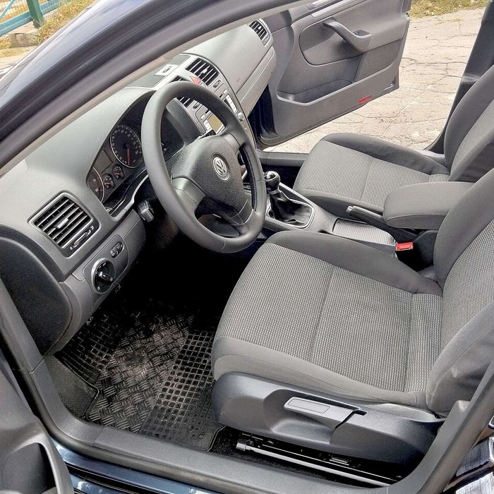 продам Volkswagen golf V