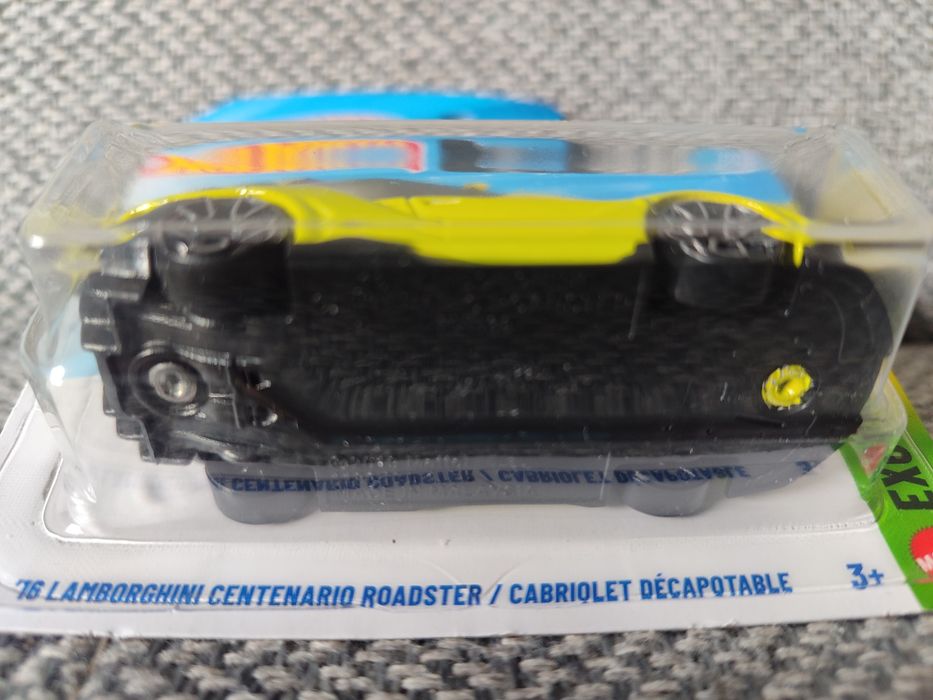 Hot Wheels Lamborghini nowe