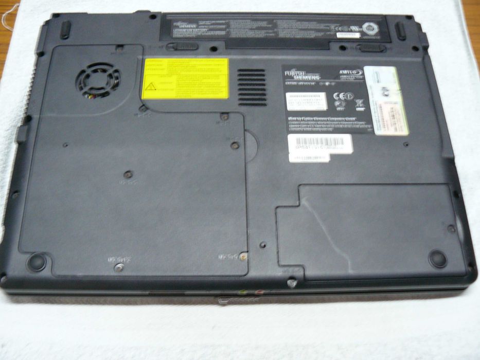 Laptop Fujitsu Siemens CD rom