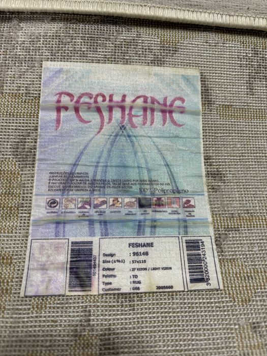 Conjunto de três tapetes