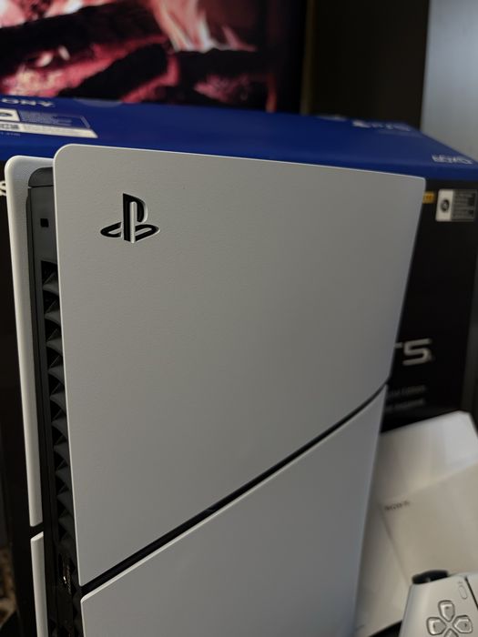 Ігрова приставка Sony PlayStation 5 Slim Digital Edition, 825 GB, на гарантії