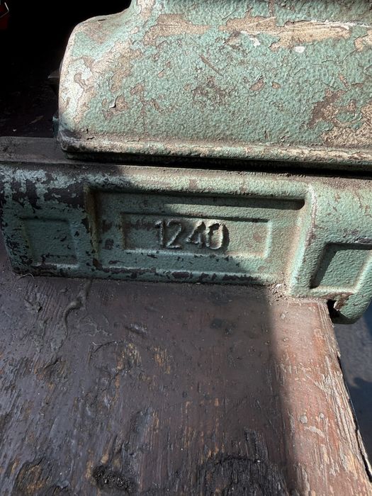 Imadło Bison 1240-175L