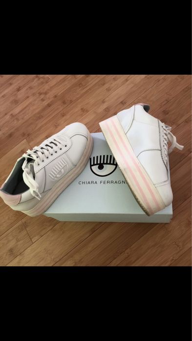 Białe sneakersy na platformie 39 Chiara Ferragni