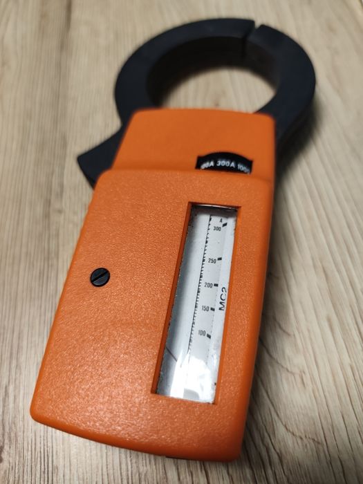 Miernik cęgowy analogowy Lumel MC2