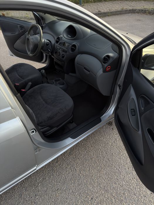 Toyota Yaris 1.4 D-4D • 132.000 Km’s • 2003