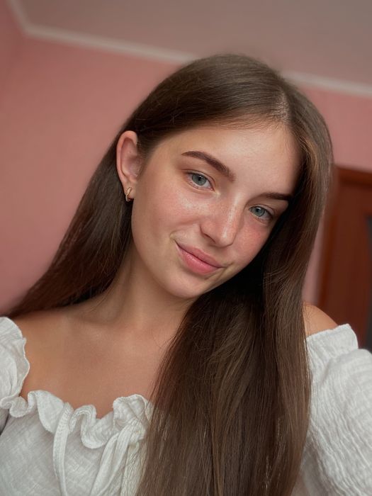 Репетитор з англійської мови. Онлайн. Допоможу з дз.