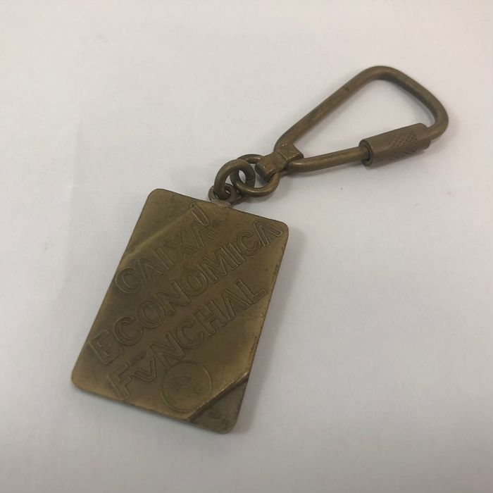 Porta-chaves Caixa Económica do Funchal