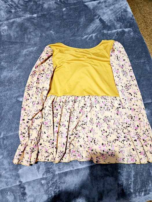 Camisola floral.