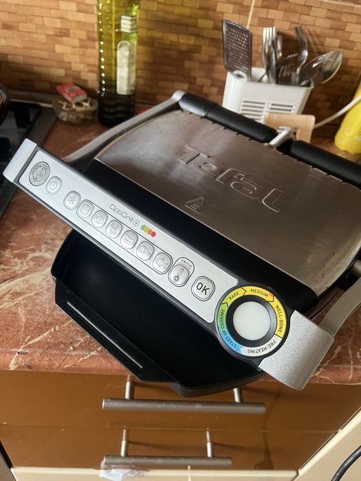 Продам optigrill Tefal+ сьемные пластины для вафель GC716D12