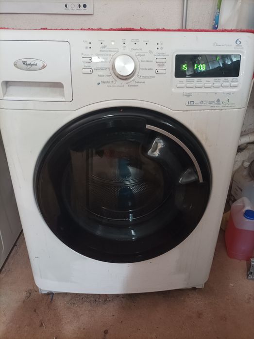 Máquina lavar roupa Whirlpool 10kg
