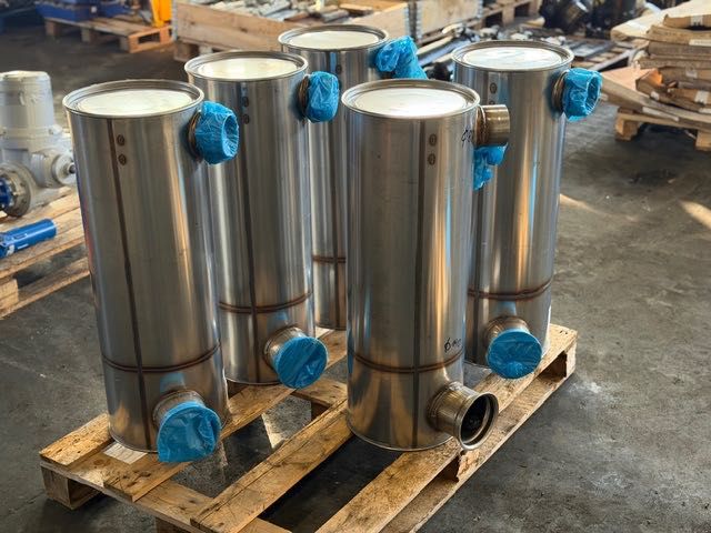 CNH NEW HOLLAND CASE nowy tłumik nierdzewny z wkładem ceramicznym