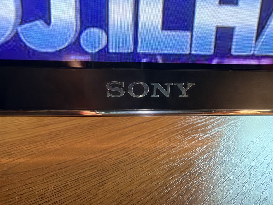 Телевизор SONY , диагональ 43