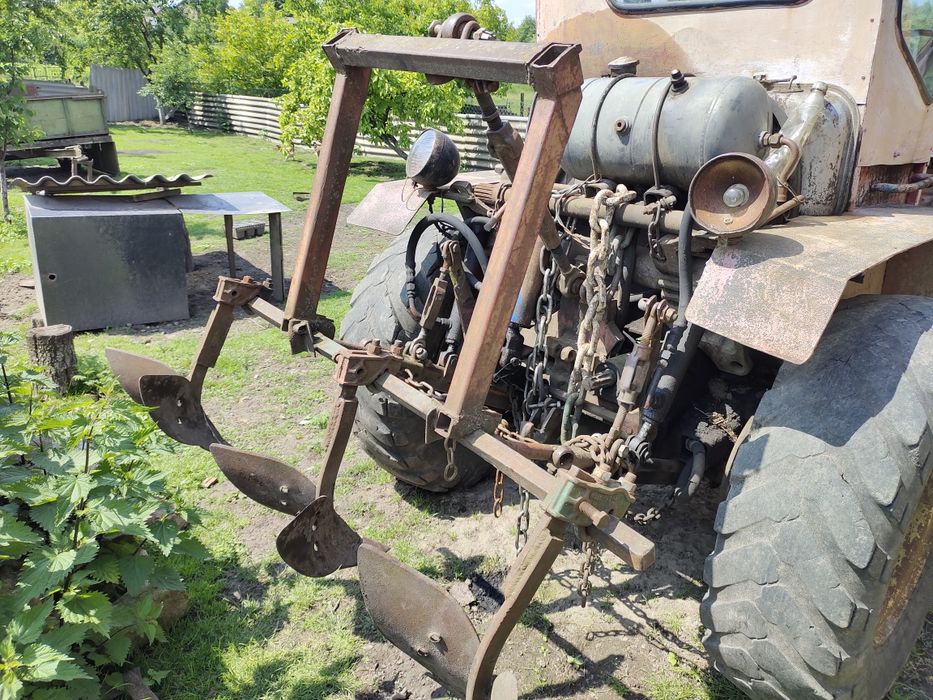 Продам саморобний трактор двигун Mercedes, плуг культиватор плужки