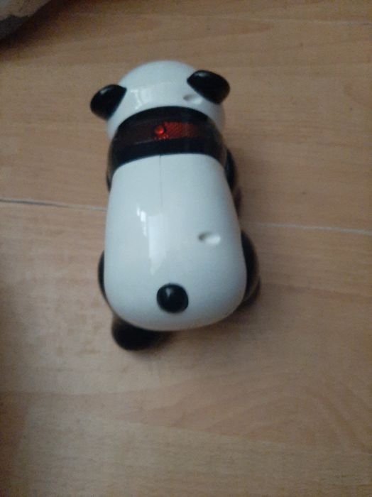 Panda Eléctrico Pilhas