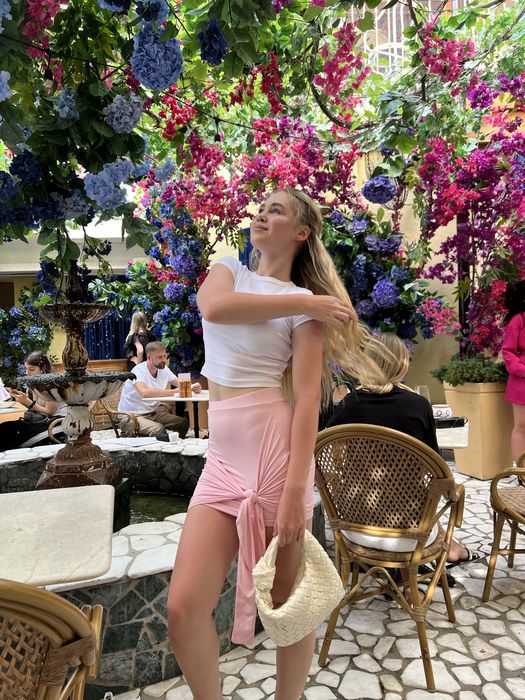 Стильна спідниця