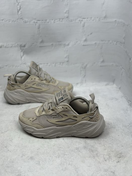 Жіночі спортивні кросівки Fila 38p