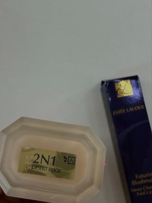 Podkład Estee Lauder Double Wear+róż Estee Lauder