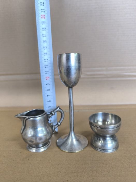 Naczynia posrebrzane