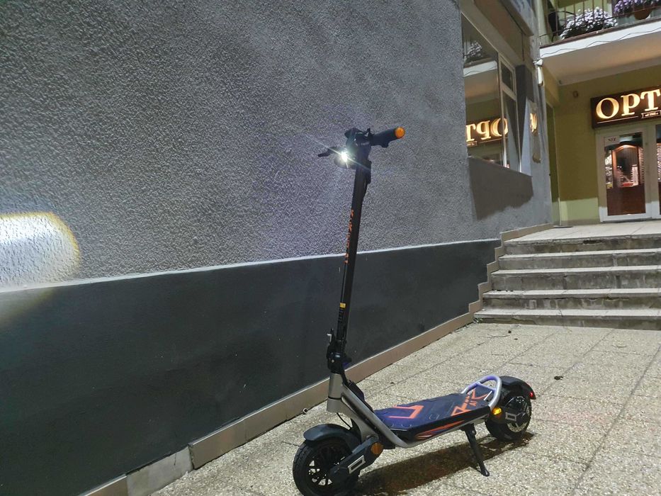 Hulajnoga Kukirin a1