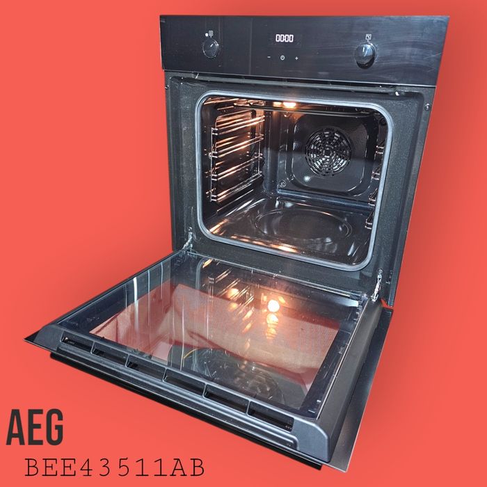 Piekarnik AEG BEE43511AB – Nowy, powystawowy model prezentacyjny