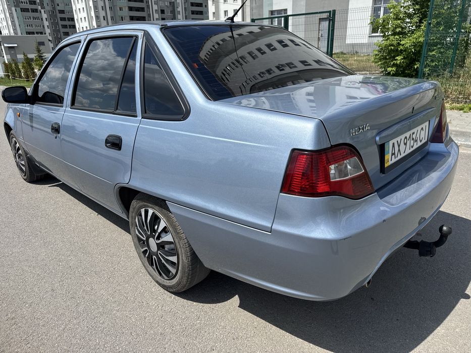 Продам daewoo Nexia две тыщи 11-й год 70 пробега отличное состояние