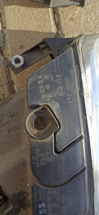 Продам фари пасатб5+
