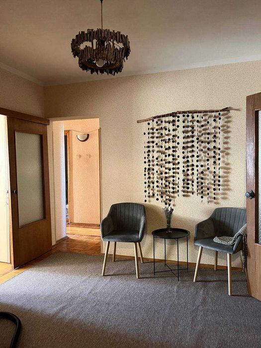 Здам 3-к кв. Ак.Єфремова 17, ст. м. Академмістечко Святошин!